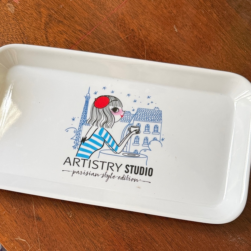 Parisian Style Edition Tray - White